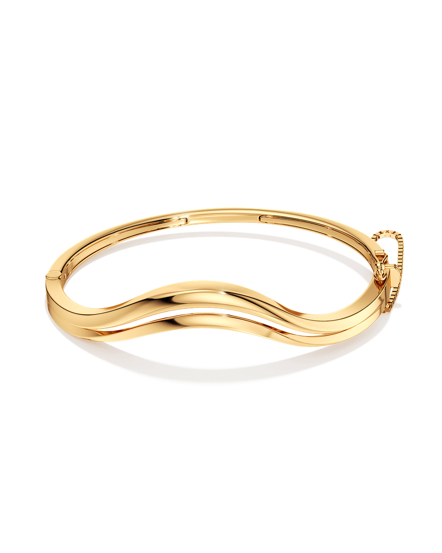 Commanding Presence Oval Bangle