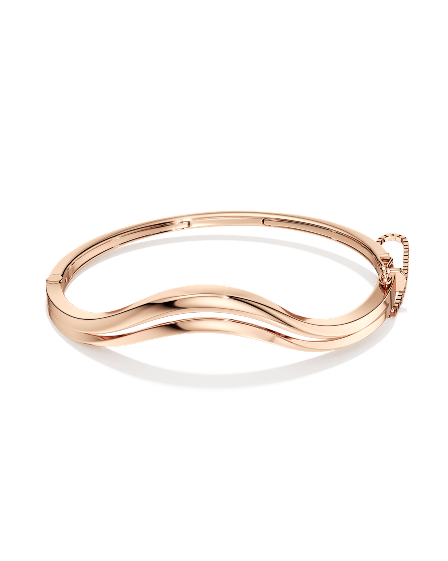 Commanding Presence Oval Bangle