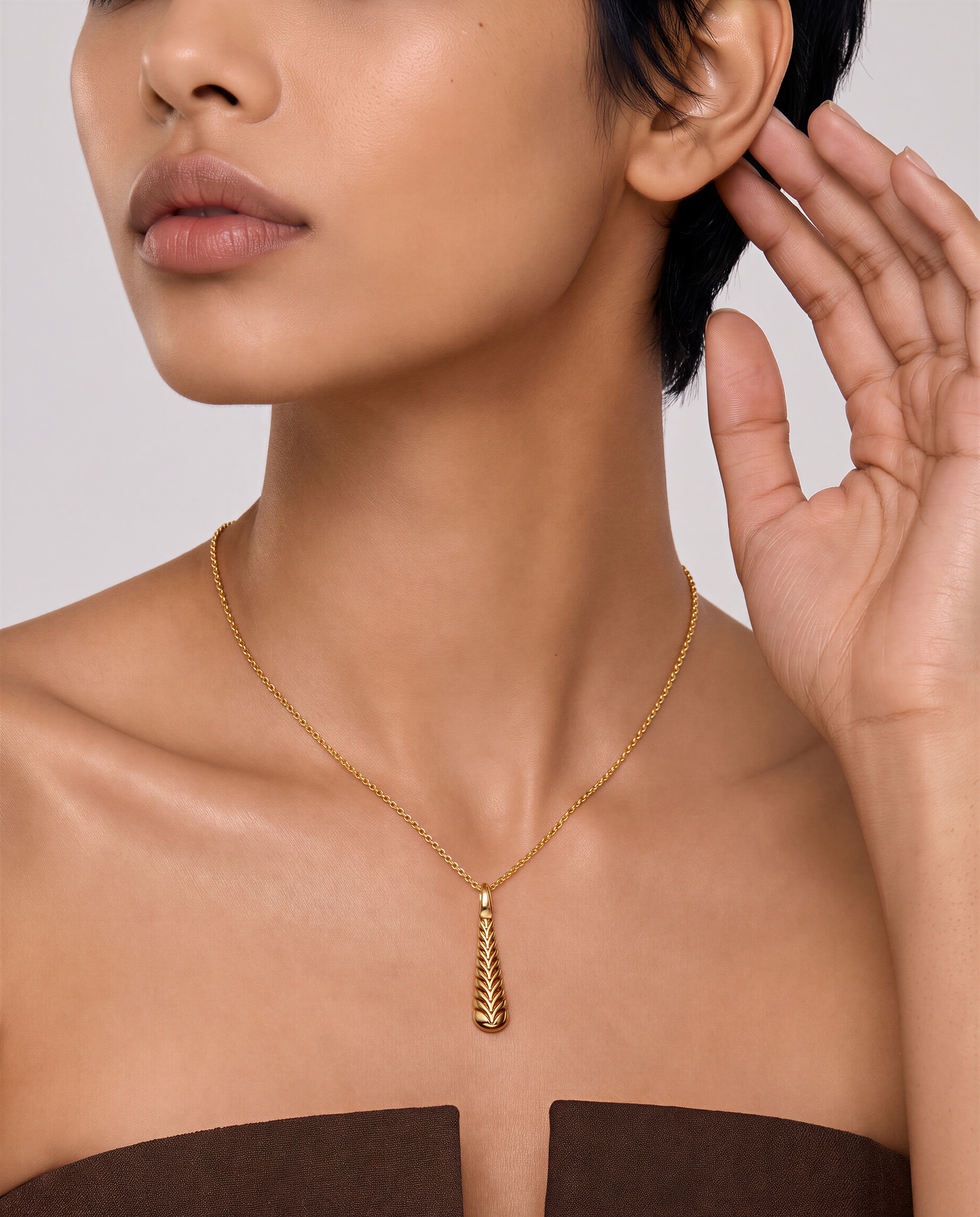 Never Settle Pendant
